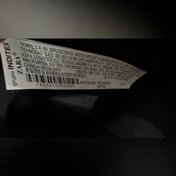 372 Zara | EUC Women’s Black Studded Silver Domed Studs Tote Bag (sz 13Wx12Hx3D) - Picture 11 of 14